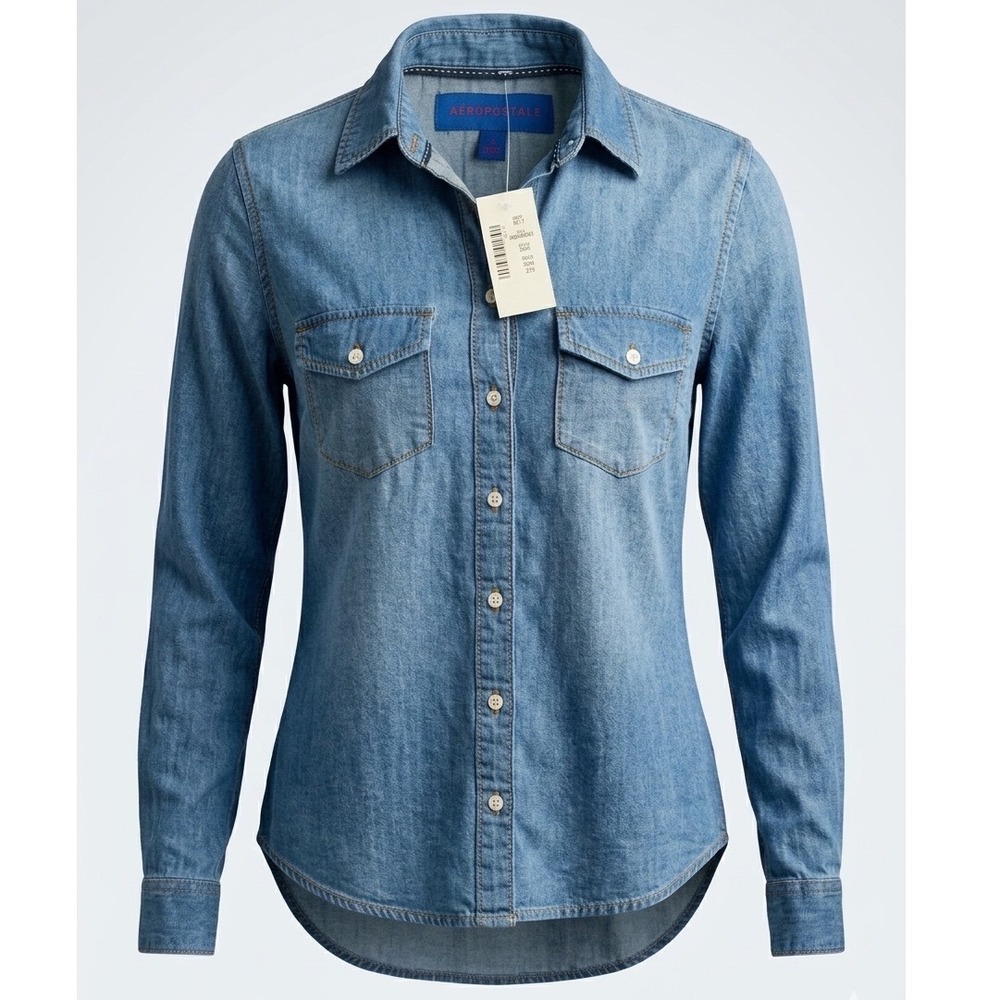 NWT Aeropostale Womens Medium Wash Denim Button Down Shirt Pockets 2965 Size S